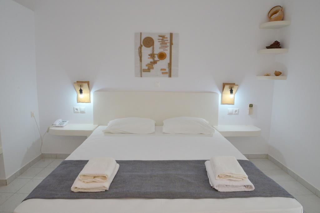 Corali Hotel Adamantas  Ngoại thất bức ảnh