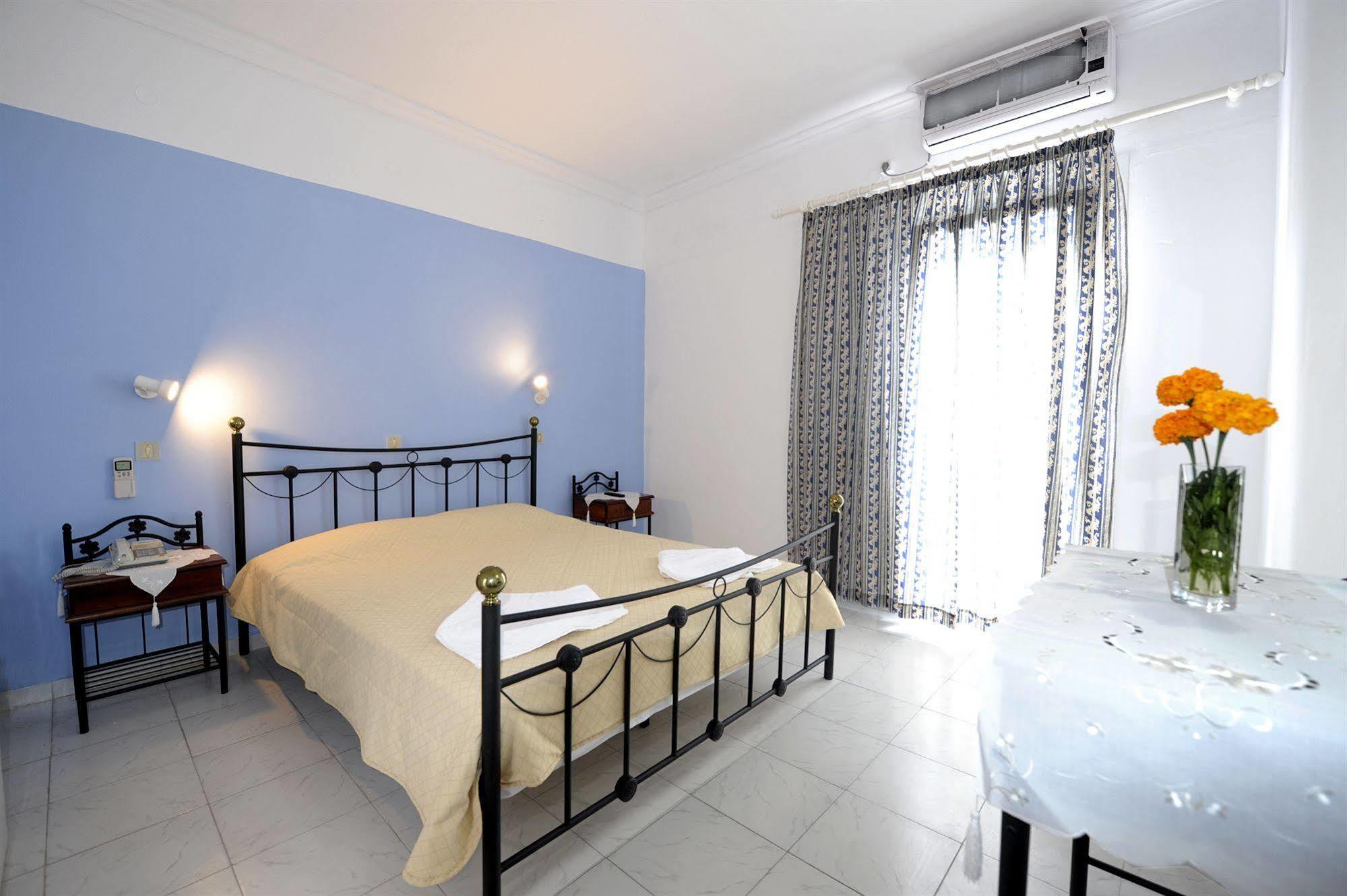 Corali Hotel Adamantas  Ngoại thất bức ảnh